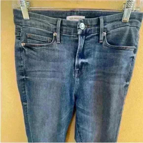 Good American- "Good Legs Split Seam Skinny"
Jeans Size 6/28 EUC! - Picture 8 of 9